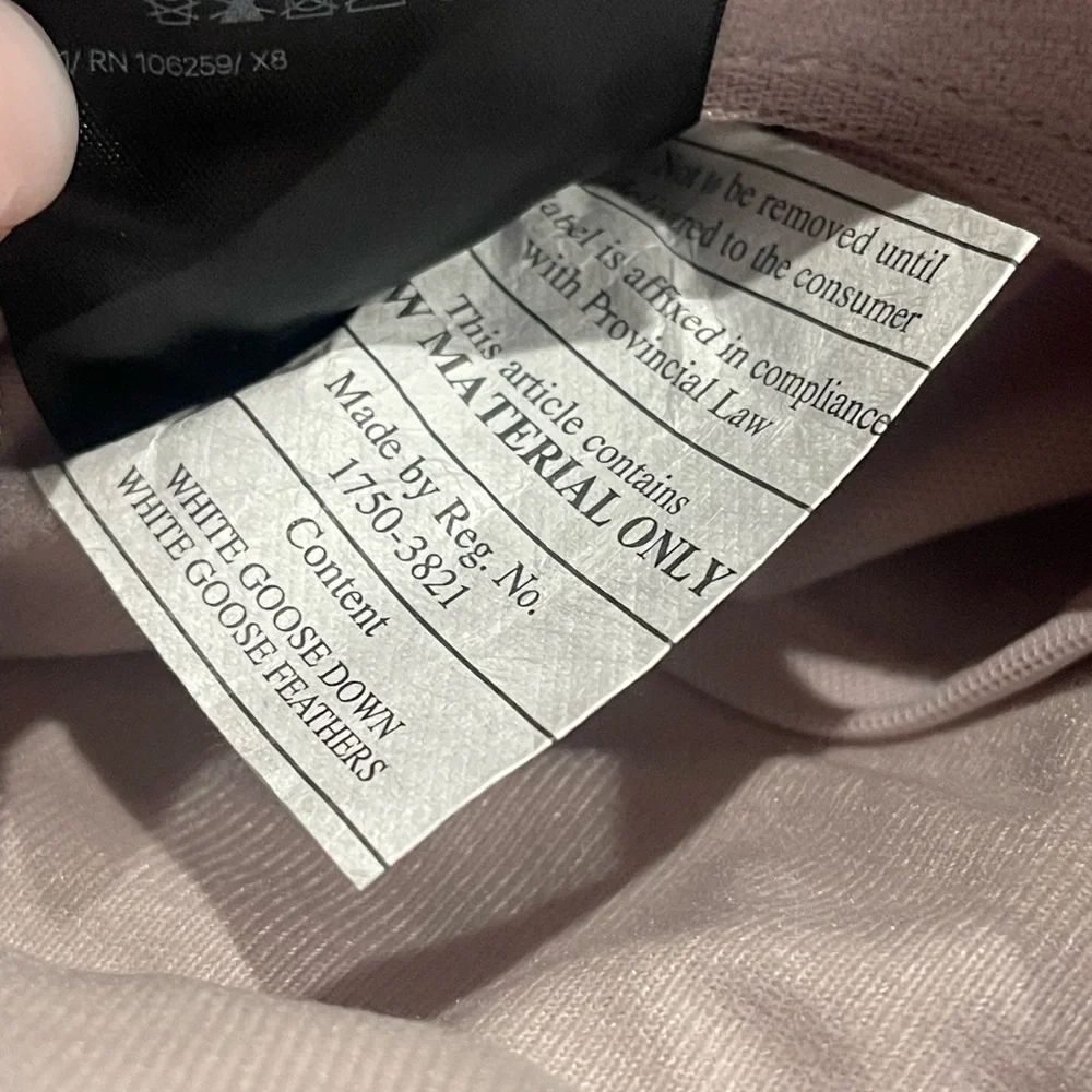 Lululemon Roam Far Reversible Wool Bomber Puff Down Jacket Porcelain Pink Size 6